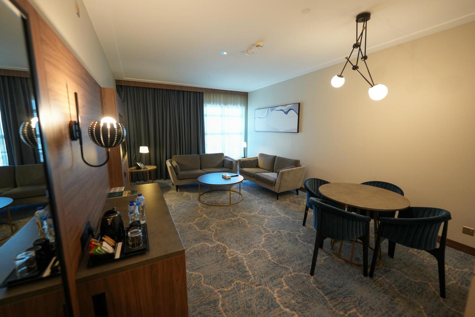 Paradise Nice Hotel เจดดาห์ ภายนอก รูปภาพ